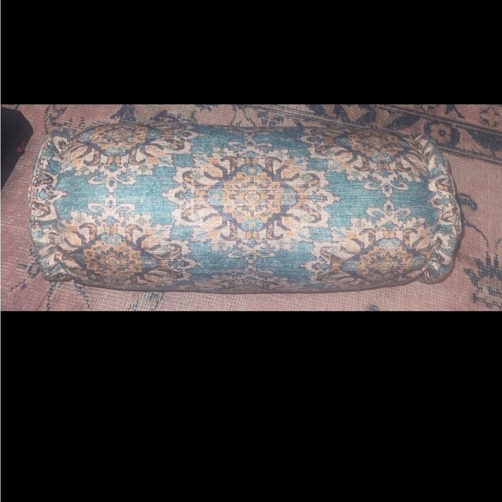 Throw pillow